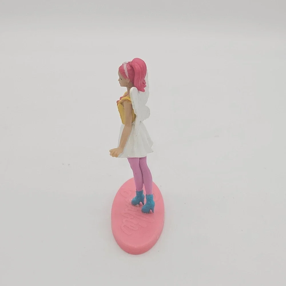 2020 Mattel Barbie Dreamtopia Fairy Figurine Pink Hair Yellow Bodice 2